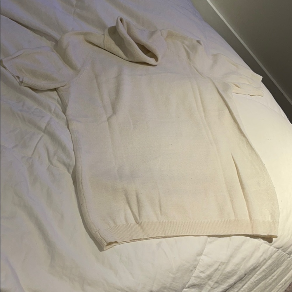 Short sleeve turtle neck